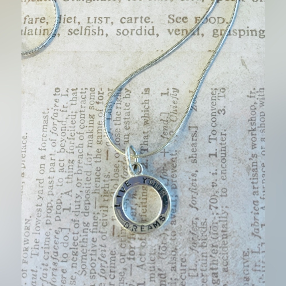 Sterling Silver Necklace with Circular Pendant (Live Your Dreams)